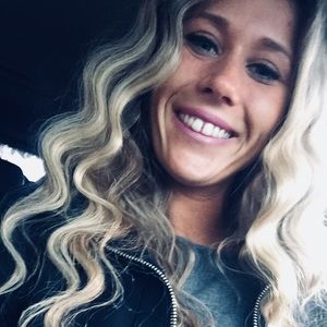 Meet your Posher, Chelsei